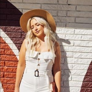 KITTENISH Annalise White Belted Jumpsuit ASO Jessie James Decker NWOT revolve